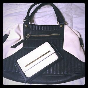 Steve Madden Purse & Wallet